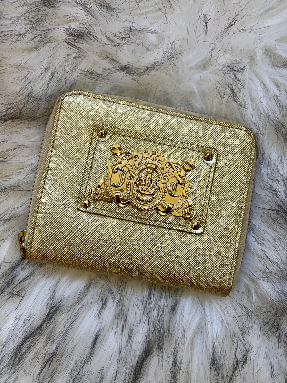 Juicy Couture Gold Metallic Women Zip Wallet Pink Interior